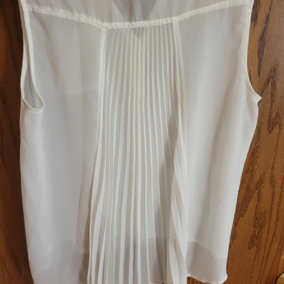 White American eagle sleeveless blouse - Picture 4 of 4